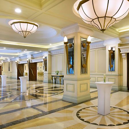 Al Habtoor Grand Resort, Autograph Collection Dubai Esterno foto Lobby