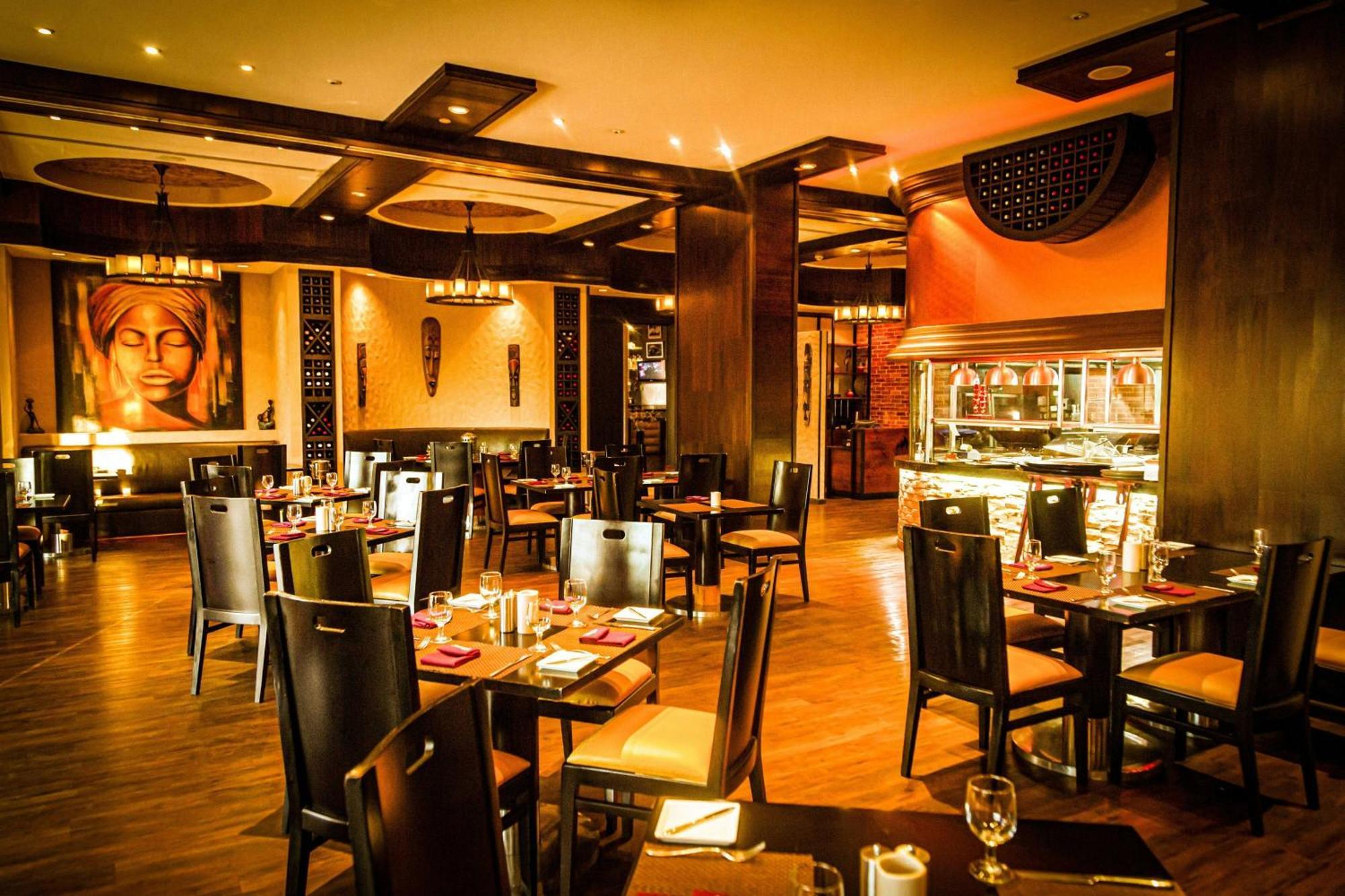 Al Habtoor Grand Resort, Autograph Collection Dubai Esterno foto The interior of the restaurant