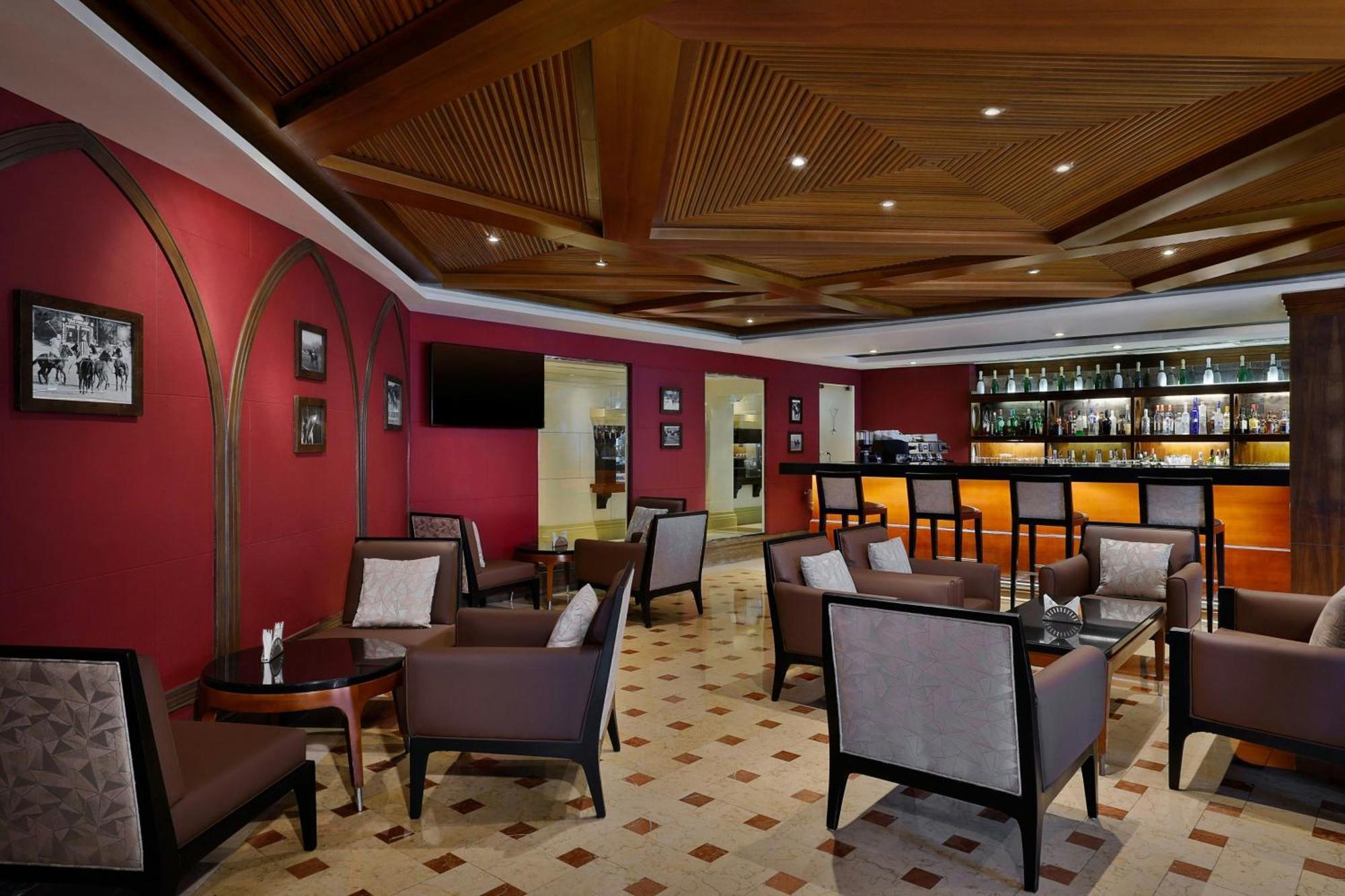 Al Habtoor Grand Resort, Autograph Collection Dubai Esterno foto The Bar