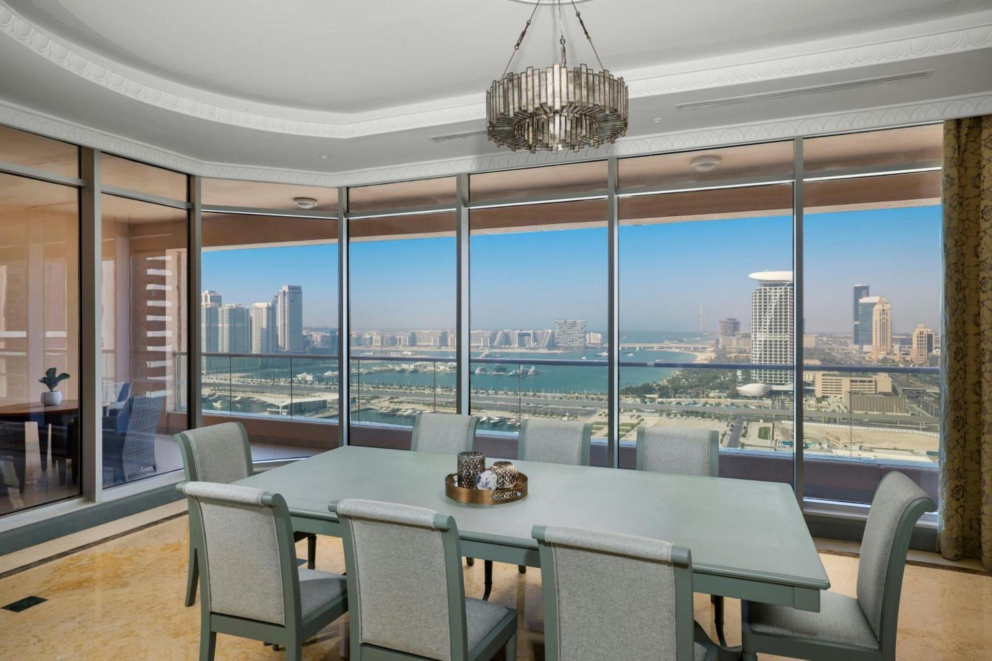 Al Habtoor Grand Resort, Autograph Collection Dubai Esterno foto Interior of a model home