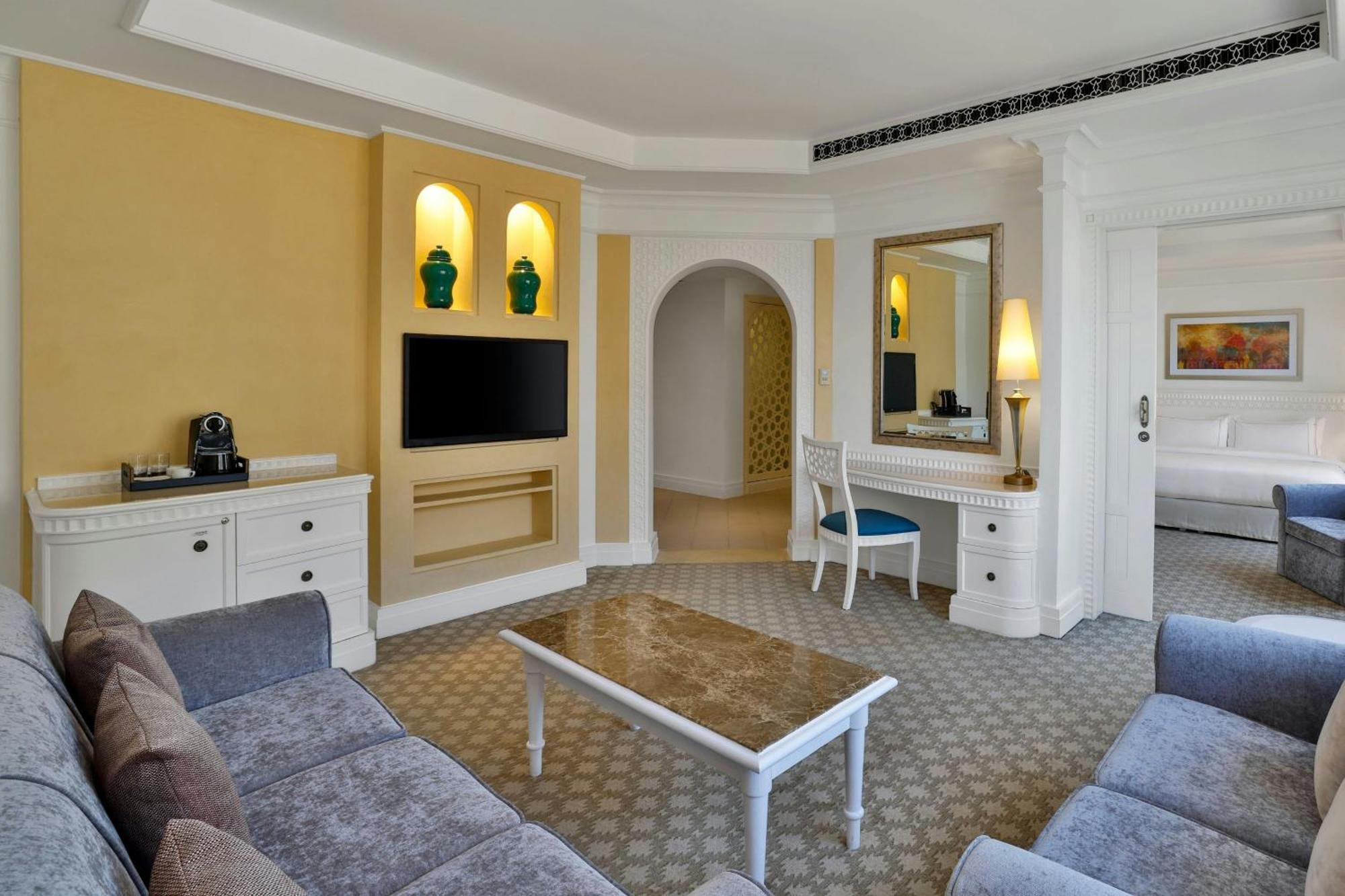 Al Habtoor Grand Resort, Autograph Collection Dubai Esterno foto Suite