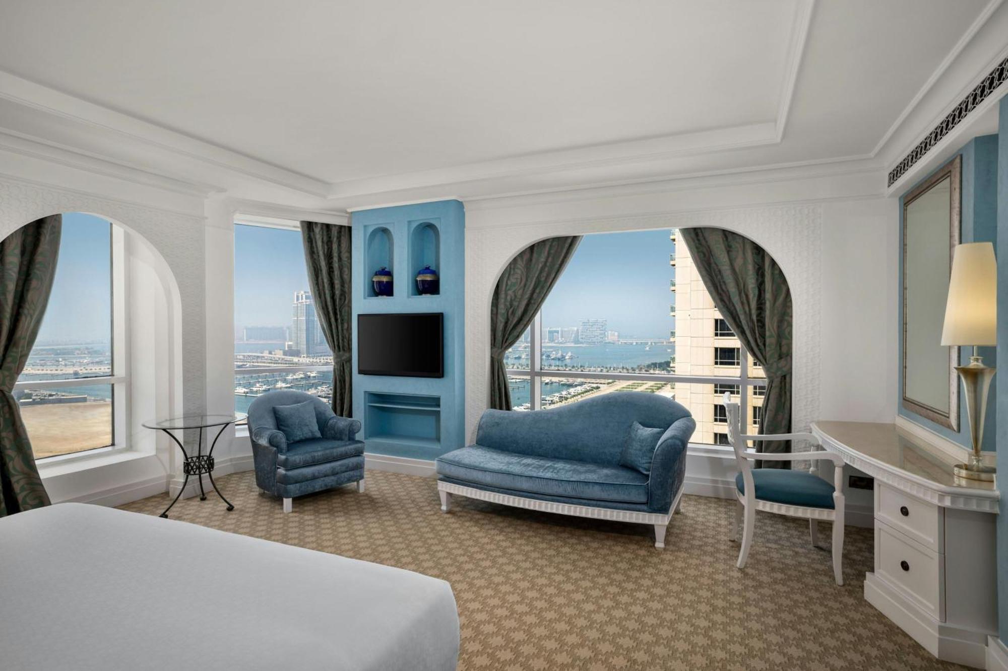 Al Habtoor Grand Resort, Autograph Collection Dubai Esterno foto A room at the hotel